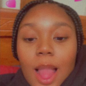 Meet your Posher, Zykia